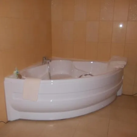 Alexandra Apartments Kyiv Room photo